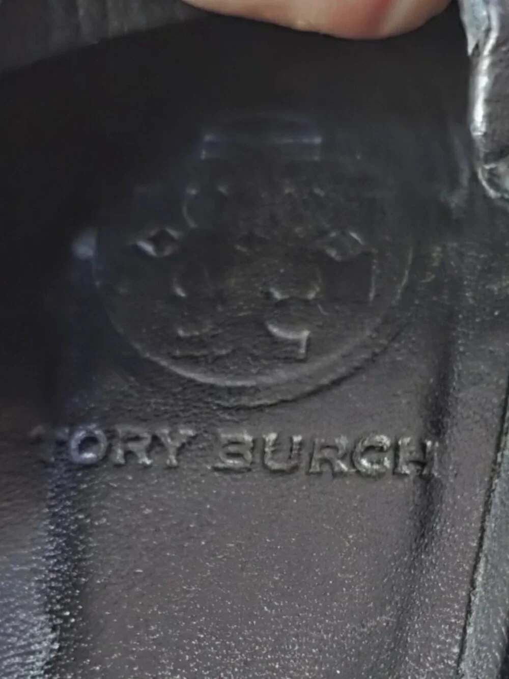 EUC TORI BURCH ( 9  )  Minnie Black Leather Travel Ballet Flat Shoes Gold Logo